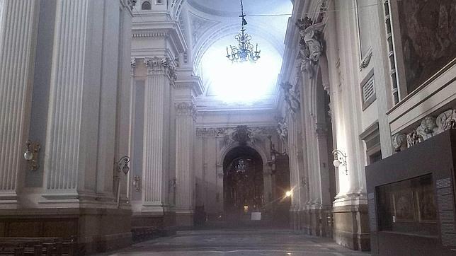 Buscan vínculos entre la explosión en el Pilar y un funeral que mañana congrega al PP