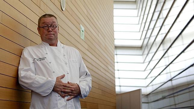 Tom Kerridge  regenta el primer pub británico galardonado con dos estrellas Michelin