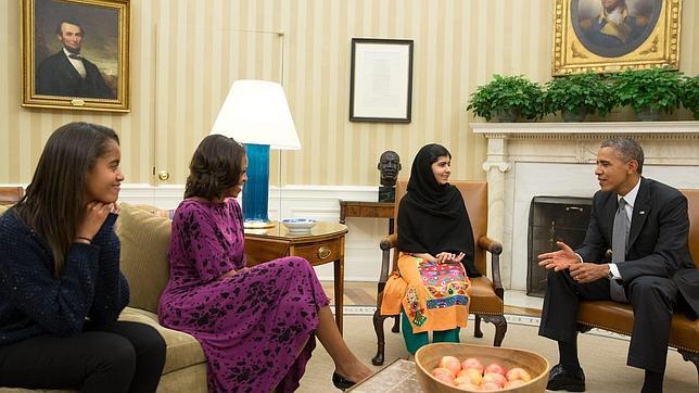 Malala se reúne con Barack Obama y critica los ataques con «drones» en Pakistán