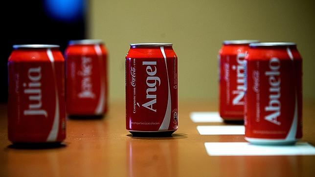 ¿Por qué no aparezco en las latas de Coca Cola?