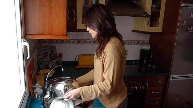 El aire que se respira en casa puede contener hasta 10 veces más sustancias contaminantes que la calle