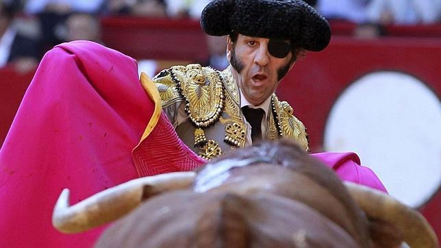 Barcelona veta la imagen de Padilla en la publicidad de una exposición