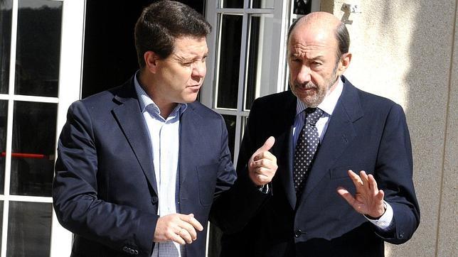 Page dice que su postura sobre las primarias es minoritaria en el PSOE