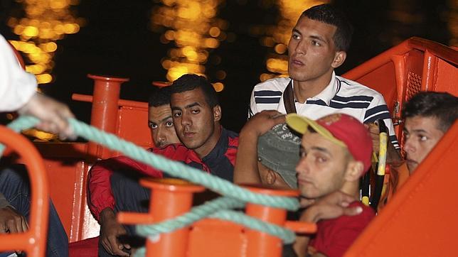 Rescatados 38 inmigrantes en Almería a bordo de dos pateras