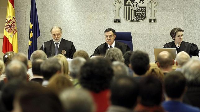 La Audiencia permite ausentarse del juicio el juicio de las «herrikos» a seis acusados
