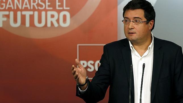 López niega que los bancos hayan condonado al PSOE deudas de los años 80