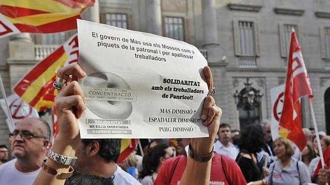 Panrico propone más de mil despidos y una rebaja salarial del 30%