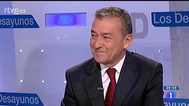 Paulino Rivero alertará al Rey y a Rajoy sobre un posible brote separatista en Canarias