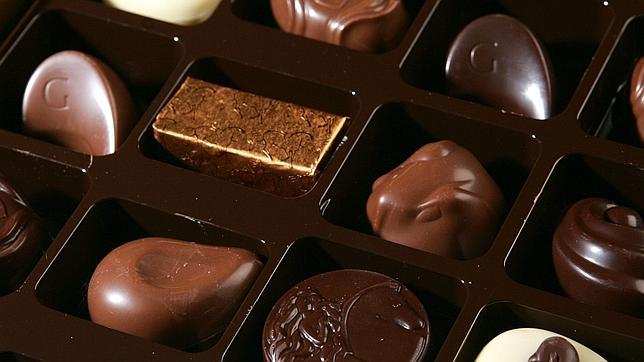 Un estudio desmonta la creencia de que el chocolate engorda