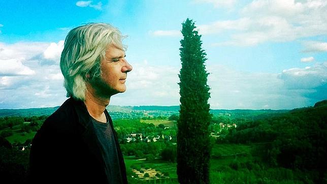 Jacobo Siruela: «Me alegro de haber dudado de que el e-book sea el libro del futuro»