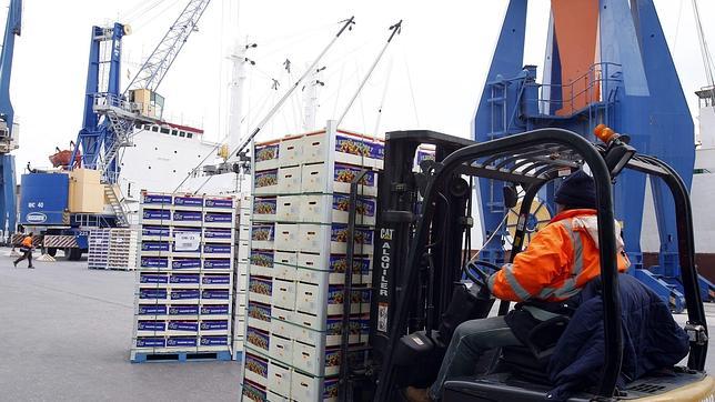 La balanza de pagos tiene un nuevo superávit de 2.614,9 millones hasta agosto