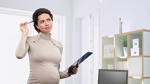 Lo que debes saber de tu situación laboral si estás embarazada o piensas estarlo