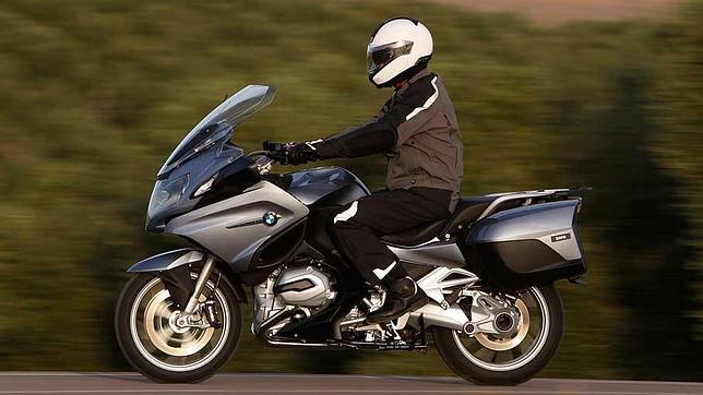 BMW presenta sus nuevas R 1200 RT y S 1000 R