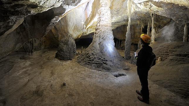 Abren al público la mayor cueva visitable de España
