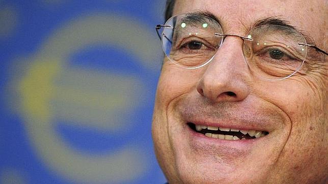 Los expertos dudan de que la bajada de tipos de Draghi impulse por fin el crédito