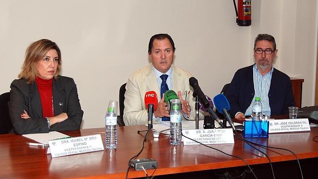 El Colegio de Médicos reclama a la Junta más contundencia para evitar agresiones