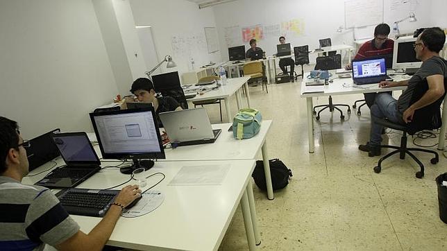 Aumenta la confianza de los trabajadores jóvenes ocupados en encontrar otro empleo
