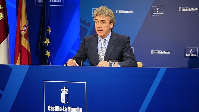 Esteban: «El PSOE es un partido fragmentado y que vira a la izquierda radical»