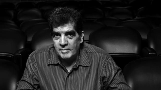 Eduardo Lago: «Escribir es bajar al infierno con un guía»