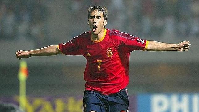 Raúl celebra un tanto en el primer partido de Corea y Japón 2002, disputado ante Eslovenia en Gwangju