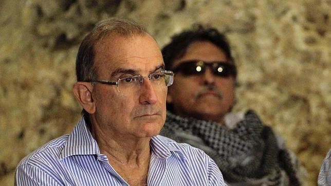 Peligra el diálogo con las FARC si se confirma el plan de atentar contra Uribe