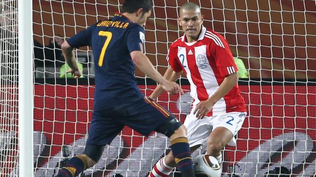 Villa anotó para eliminar a Paraguay con un disparo que pegó en los dos palos