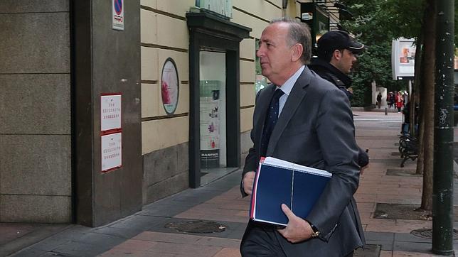 Fernández de Sousa reclama 663.199 euros en su demanda por despido improcedente