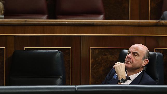 Guindos: «Lo más importante que ha hecho el Gobierno ha sido haber evitado el rescate de España»