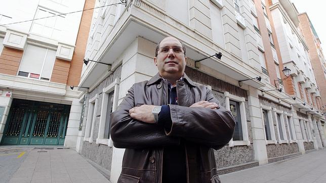 José Luis Merino, frente a la discoteca Chapó, justo bajo su domicilio