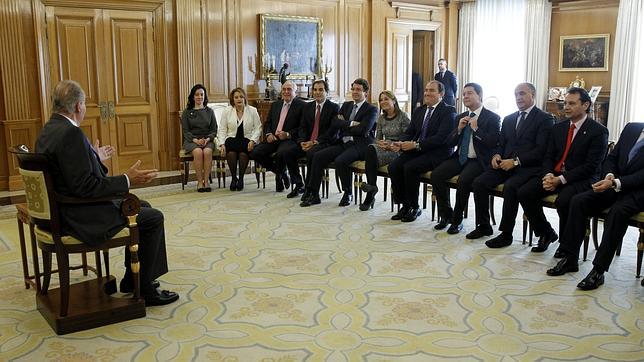 El Rey celebra su último acto antes de volver «al taller»