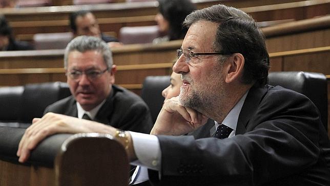 El Gobierno aprobará en diciembre tres proyectos de ley sobre regeneración democrática
