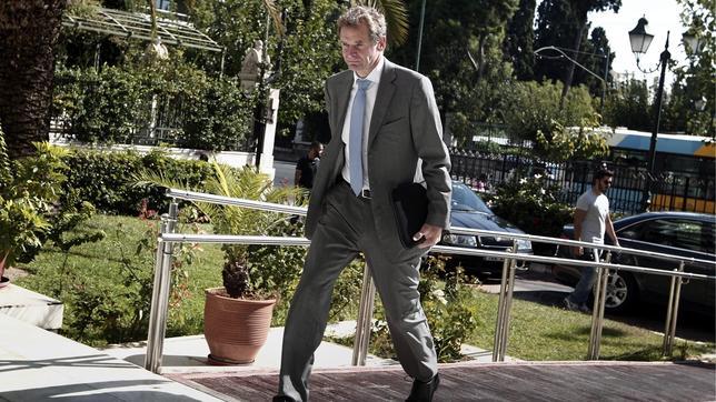 La troika se va de Grecia sin acuerdo sobre los recortes para desbloquear un nuevo tramo de rescate