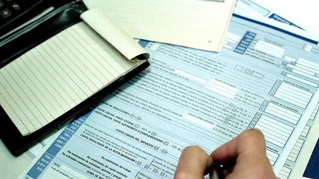 Diez consejos para ahorrar 3.600 euros en la declaración de la renta antes de fin de año