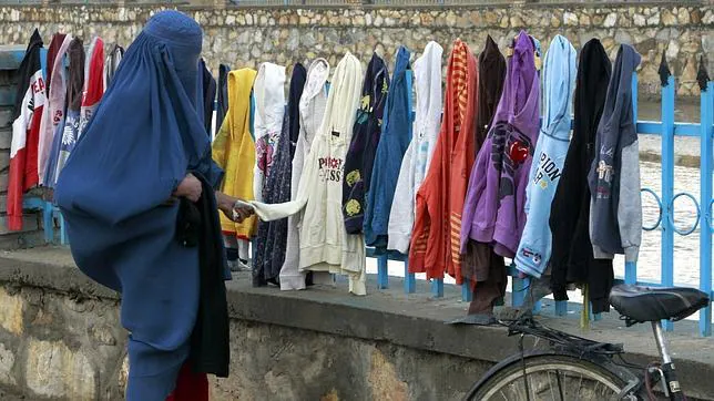 Afganistán prevé emplear de nuevo la lapidación para los adúlteros
