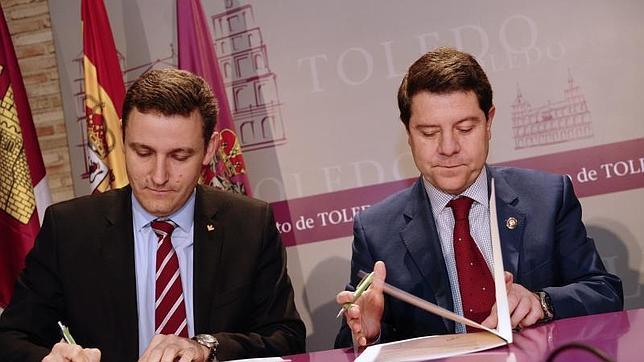 Page vuelve a «poner en valor el compromiso» de Coca-Cola con Toledo