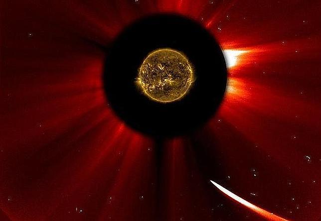 El cometa Ison puede haberse roto en su vuelo suicida
