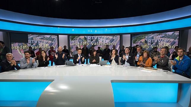 La Generalitat conmina a los empleados de Canal 9 a que depongan su actitud