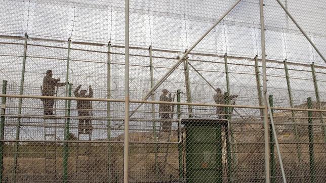 La empresa que fabrica las concertinas de Melilla: «El fin no es cortar a nadie»