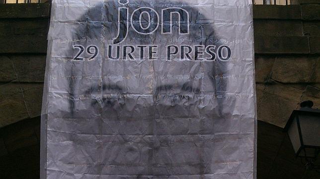 Habrá multas de hasta 30.000 euros por exhibir fotos de etarras