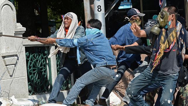 La oposición convoca una huelga general para el lunes en Tailandia