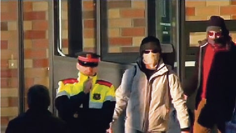 Martorell pide medidas preventivas por la presencia del «loco del chándal»