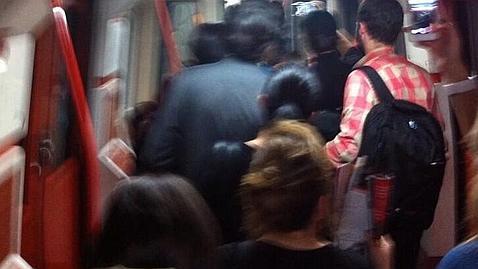Dos empleadas, agredidas en el Metro de Madrid cuando reprendían a viajeros sin billete
