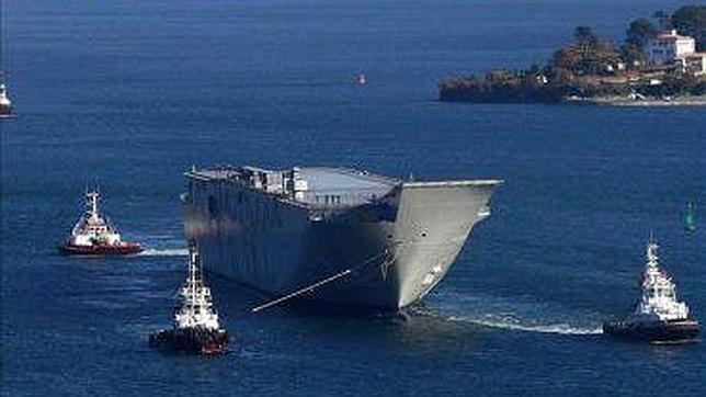 Concluye con éxito el embarque del «Adelaide» en la ría de Vigo