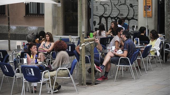 Barcelona unifica la normativa de terrazas