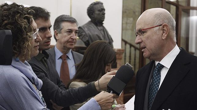 Duran admite que el Gobierno «está en su derecho» de frenar la consulta