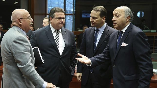 La UE afirma que su puerta estará siempre «abierta para Ucrania»