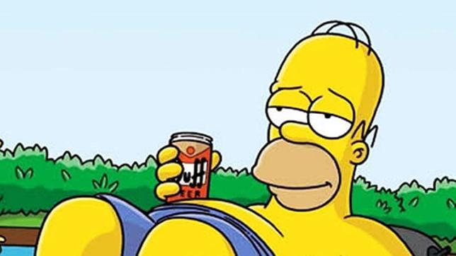 Homer Simpson, con una cerveza Duff