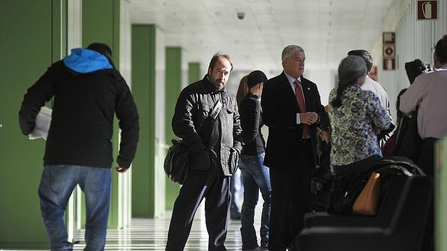 Un jurado popular juzgará a los mossos del caso Raval por un delito contra la vida