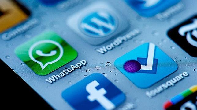 ¿Es un error descargarse «apps» en el móvil de empresa?