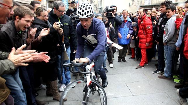 A Pedro Delgado nunca le regalaron «una bicicleta» por Navidad